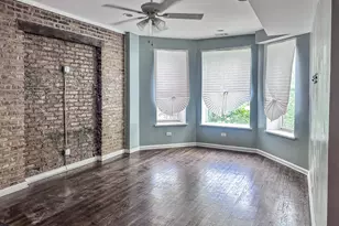 4040 S Calumet Ave, Chicago, IL 60653 - Photo 4