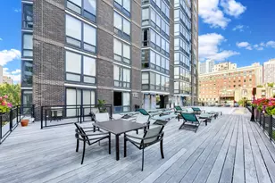 21 W Goethe St, Chicago, IL 60610 - Photo 32