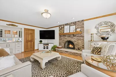 409 Claire Lane, Prospect Heights, IL 60070 - Photo 12