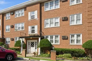 7318 Lake St, River Forest, IL 60305 - Photo 1