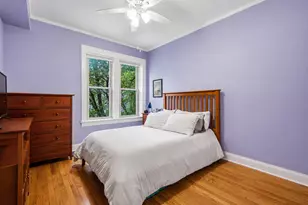 2152 W Ainslie St, Chicago, IL 60625 - Photo 8