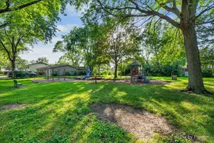 1243 Westchester Dr, Hanover Park, IL 60133 - Photo 30