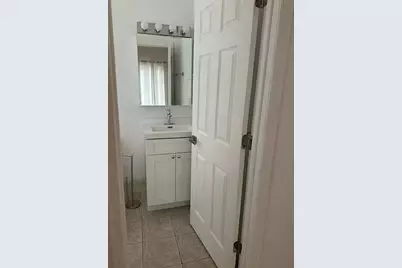 720 N Central Park Avenue #3, Chicago, IL 60651 - Photo 4