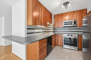 3600 N Lake Shore Dr, Chicago, IL 60613 - Photo 12