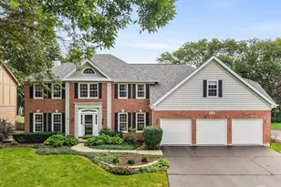 712 Burgess Hill Rd, Naperville, IL 60565 - Photo 1