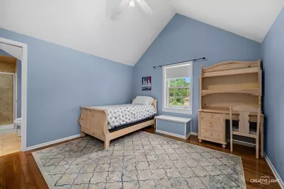 712 Burgess Hill Road, Naperville, IL 60565 - Photo 26