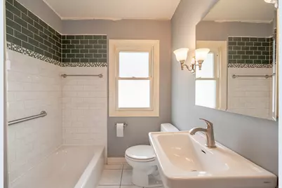 527 S Summit Avenue, Villa Park, IL 60181 - Photo 10