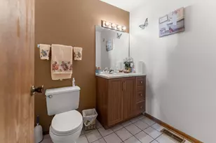 17816 Tanglewood Ct, Hazel Crest, IL 60429 - Photo 6