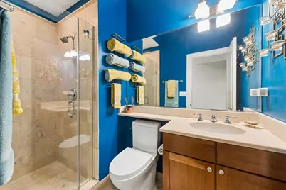 2454 W Foster Avenue #2E, Chicago, IL 60625 - Photo 10