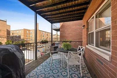 2454 W Foster Avenue #2E, Chicago, IL 60625 - Photo 16