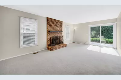 1550 Jasper Drive, Wheaton, IL 60189 - Photo 8