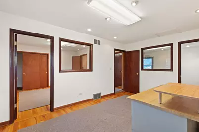 123 Ogden Avenue, Clarendon Hills, IL 60514 - Photo 14