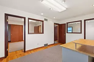 123 Ogden Ave, Clarendon Hills, IL 60514 - Photo 14