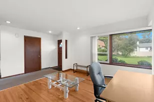 123 Ogden Ave, Clarendon Hills, IL 60514 - Photo 16