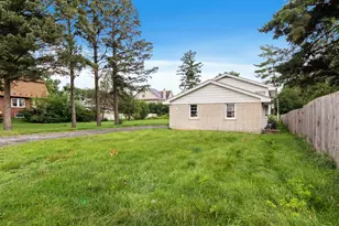 123 Ogden Ave, Clarendon Hills, IL 60514 - Photo 46