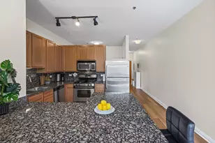 8 W Monroe St, Chicago, IL 60603 - Photo 10