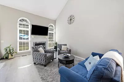 943 Little Falls Court #943, Elk Grove Village, IL 60007 - Photo 10