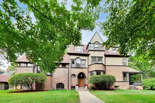 225 Hamilton St, Evanston, IL 60202 - Photo 1