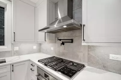 2209 W Belmont Avenue #2, Chicago, IL 60618 - Photo 14