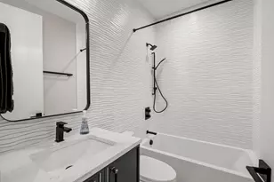 2209 W Belmont Ave, Chicago, IL 60618 - Photo 26