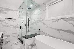 2209 W Belmont Ave, Chicago, IL 60618 - Photo 18