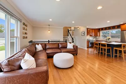 307 N Marcella Road, Mount Prospect, IL 60056 - Photo 6