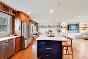 307 N Marcella Rd, Mount Prospect, IL 60056 - Photo 8
