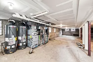 2103 S Christiana Ave, Chicago, IL 60623 - Photo 32