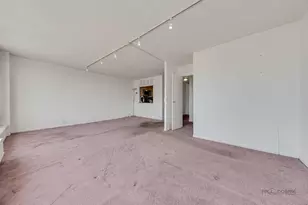 5445 N Sheridan Rd, Chicago, IL 60640 - Photo 20