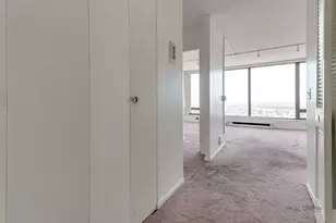 5445 N Sheridan Rd, Chicago, IL 60640 - Photo 10