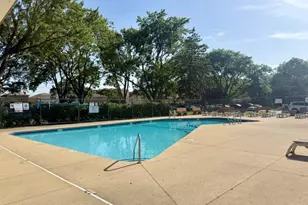 5348 N Cumberland Ave, Chicago, IL 60656 - Photo 8