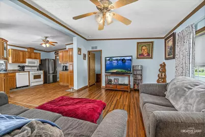 605 Bluebird Circle, Sandwich, IL 60548 - Photo 4