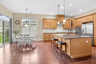3856 Double Eagle Dr, Elgin, IL 60124 - Photo 6