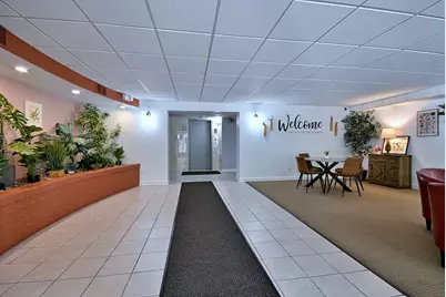 1000 S Lorraine Road #212, Wheaton, IL 60189 - Photo 6