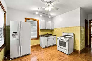 4150 W Melrose St, Chicago, IL 60641 - Photo 16