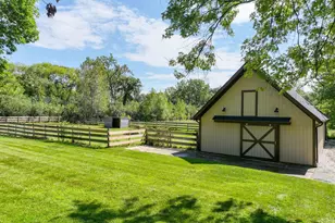 1899 Hilltop Ln, Bannockburn, IL 60015 - Photo 46