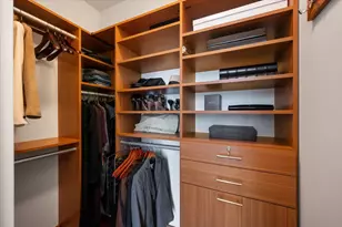 653 N Kingsbury St, Chicago, IL 60654 - Photo 26