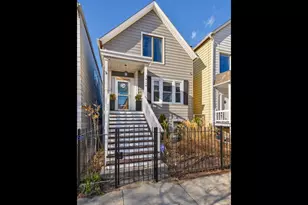 1424 W Diversey Pkwy, Chicago, IL 60614 - Photo 2