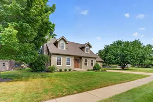 309 E Somonauk St, Yorkville, IL 60560 - Photo 4