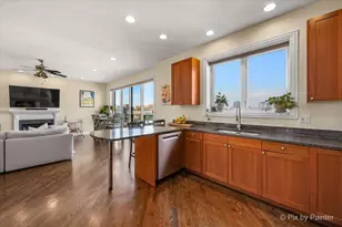 1541 W Chestnut St, Chicago, IL 60642 - Photo 10