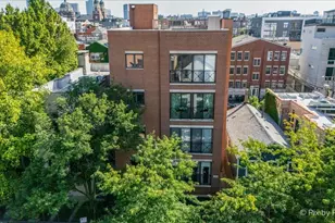 1541 W Chestnut St, Chicago, IL 60642 - Photo 1