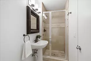 2943 N Lincoln Ave, Chicago, IL 60657 - Photo 24