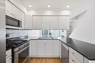 2943 N Lincoln Ave, Chicago, IL 60657 - Photo 8