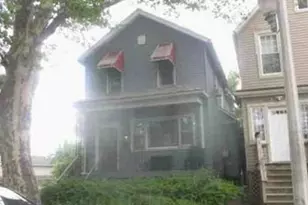 7625 S Dante Ave, Chicago, IL 60619 - Photo 1