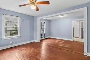 832 N 11th St, Dekalb, IL 60115 - Photo 14