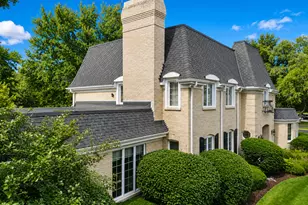 2 Gregory Ln, South Barrington, IL 60010 - Photo 2