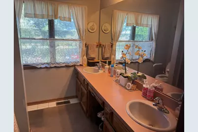 1026 S Schoolhouse Road, New Lenox, IL 60451 - Photo 32