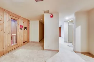 4170 N Marine Dr, Chicago, IL 60613 - Photo 30