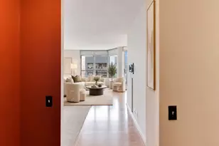 4170 N Marine Dr, Chicago, IL 60613 - Photo 4