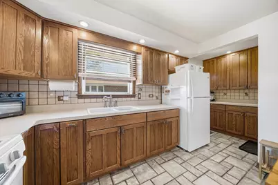 6740 W 92nd Street, Oak Lawn, IL 60453 - Photo 6